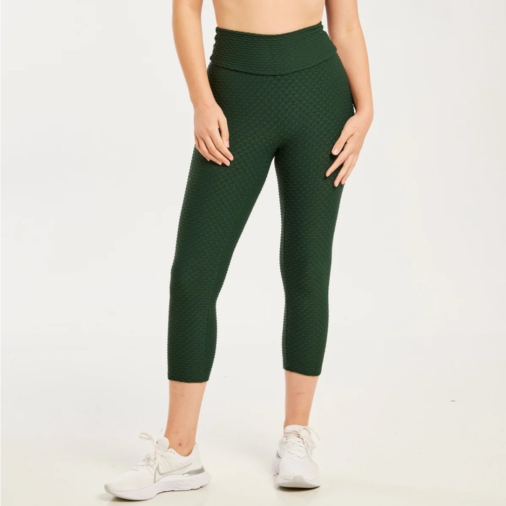 CROCO SKIN SEAMLESS CROPPED LEGGINGS FOREST GREEN